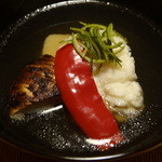 梁山泊 - 信州松茸と鱧のお吸い物、万願寺唐辛子と生麩添え