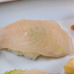 保広 - ③虎魚
            産卵期は夏、旬は春～夏と旨み増す秋～冬
            体脂肪は5%位ですがグルタミン酸が豊富なハズなんだけど、やはり魚の個体の力が足りないので口腔内で旨みが拡がらない