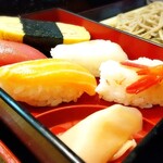 Kintaro sushi - お寿司5貫！