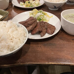 牛たん料理 閣 - 