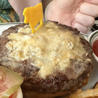 ウルフギャング・ステーキハウス 六本木 - 超肉厚ハンバーグ