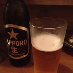 ゴーストスープ - サッポロ黒ラベル(500円)　ビールはビンで4種類ほどあります。