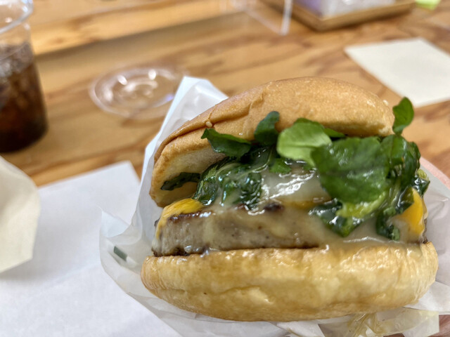 Freshness Burger Shibuya Higashi Ten photo 3