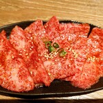 神田焼肉 俺の肉 - 