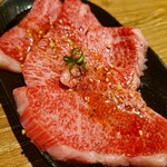 神田焼肉 俺の肉 - 