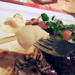 クローバー ボヌール - ２度漉したマッシュ。バターの香りは、控えめで、ポテトの新鮮な香りがしました。