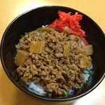 味蔵 - ミニ・ピリ辛そぼろ丼