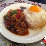 ワラポン - カオパッガパオガイ（1,000円）