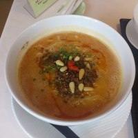 メゾン・ド・ユーロン - 担担麺