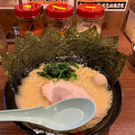 横浜家系ラーメン 極味家 - 