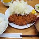 とんかつ いちよし - ロースかつ定食