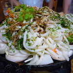 ジンギスカンうだ川 - タレをかけて