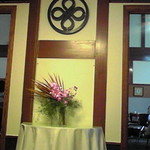 とんかつ まい泉 - 本館との、仕切りの入り口