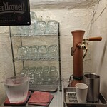 DUB - チェコのビール専用のビールサーバー。