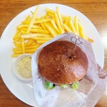 キング ダイナー - スパイシーKINGバーガー（1,490円）