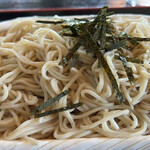 伊豆さくら亭 - 自然薯ざるそば 1595円。