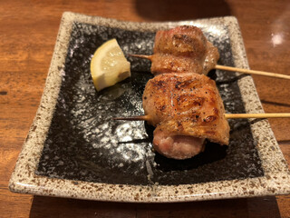 炭火焼料理 和元 - ソリレスはフランス語で「残すものは愚か者だ」や「バカの残すところ」 という意味だそうですw 鶏モモ肉の足の付け根の美味しいとこ♡