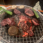 七輪焼肉 安安 - はい、ドンドン焼いて