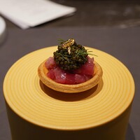 CIRPAS - まぐろのタルトにオシュトラキャビア