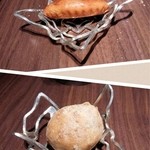 エ・オ ベルナール・ロワゾー・スィニャテュール - パン。お洒落な入れ物