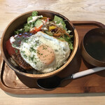 CAFE DINING MAKANA - ハンバーグロコモコ