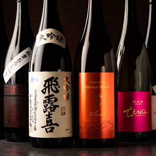 [A rich selection of Japanese sake & Wine]