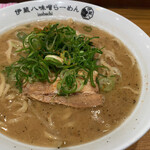 伊蔵八味噌らーめん - 