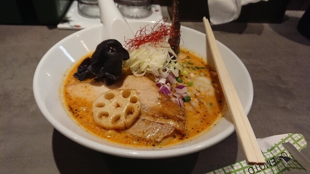 ラーメン 点と線. 狸小路店 - 西8丁目/ラーメン | 食べログ