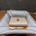蕎麦・酒 青海波 - 胡麻豆腐