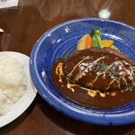 洋食屋 マンジャーレ TAKINAMI - 大きなハンバーグとごはん大盛り