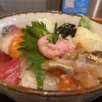 酒肴と鮨 たく - 特選海鮮丼