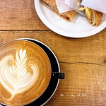 ZEBRA Coffee & Croissant - 