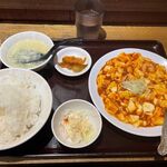 嘉楽料理館 - E定食（エビマーボートウフ炒め）　850円