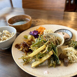 VEGAN CAFE 喜雨 - 