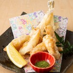 (Fukuoka) Deep-fried Kanato puffer fish served with matcha salt