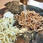 飯田商店 - 昆布水をたら〜っと