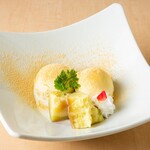 (Kagoshima) Yaki-imo and vanilla ice cream