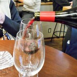 ミアスタンド - 美人にサーブされると何気に美味しい！