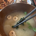 猫丸食堂 - ★お味噌汁　今日もお汁ちょっと残してすみません。
