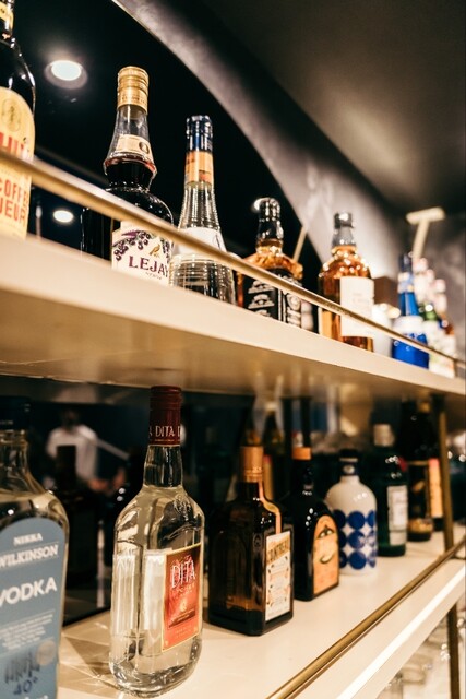 Gayagaya Bar Hinadan