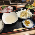 隠岐の島水産 下北沢店 - 