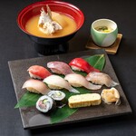 Sushi sushi set with Kindai tuna and selected fresh fish