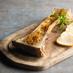 ボーンマロウ　ビーフストロガノフグラタン