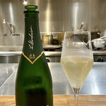 Sare - 레 마르케지네 프란차코르타 브뤼트 니텐스 NV