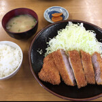 Tonkatsu Tei Hisayama - ･上ロースカツ定食