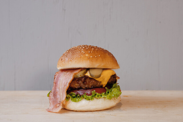 BURGER PRODUCTS 若江南店 （バーガー プロダクツ） - 若江岩田