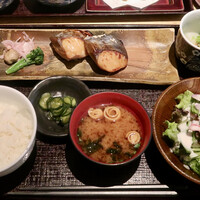 春秋ユラリ 恵比寿 - 