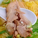 金丸本店 - 鶏チャーシュー