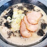 ラーメン博多屋 - ラーメンに岩のり￥200トッピング