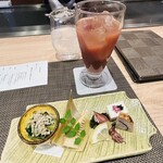 京風鉄板 はせ川 - カシスオレンジで乾杯(*ﾟ▽ﾟ)ﾉ